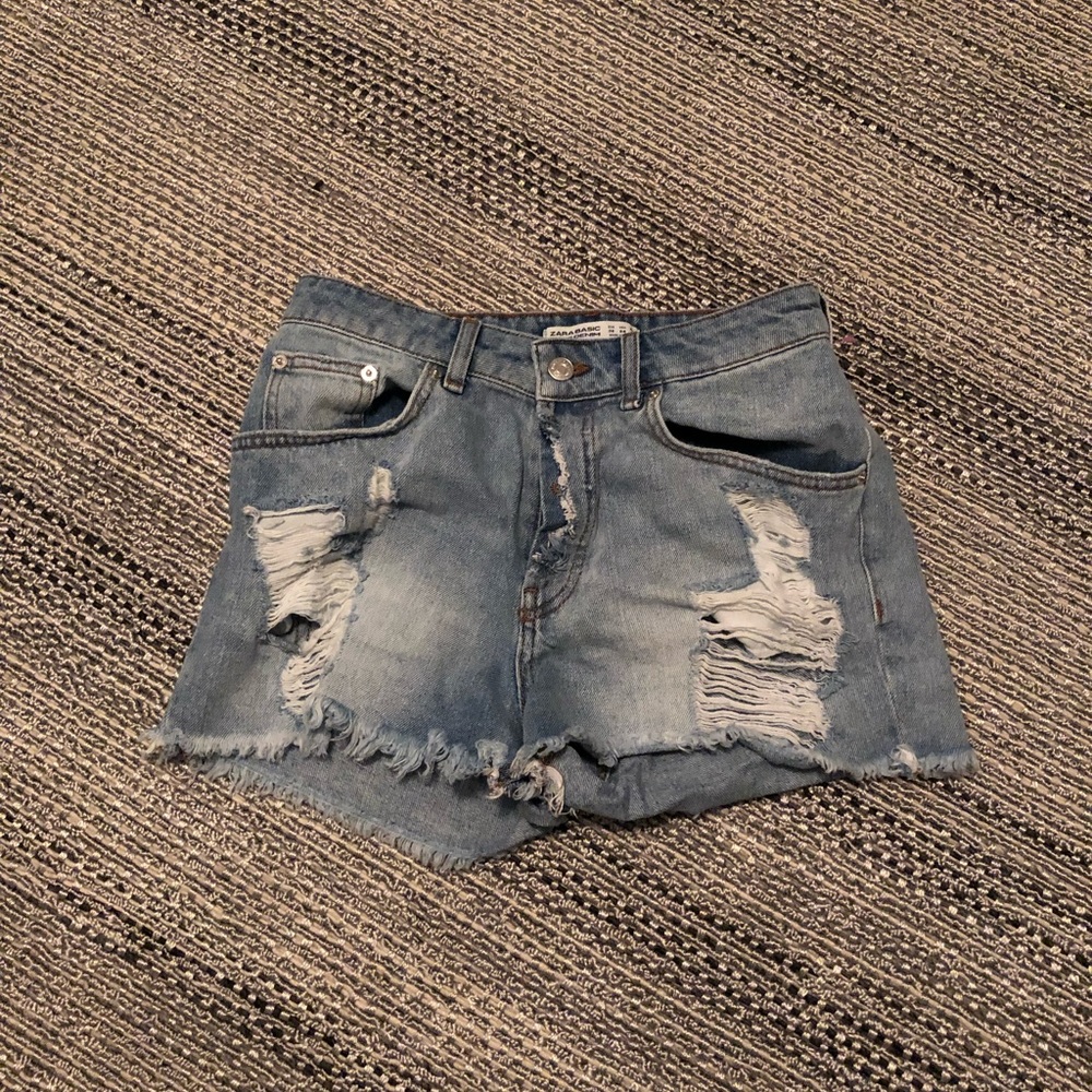 Distressed shorts